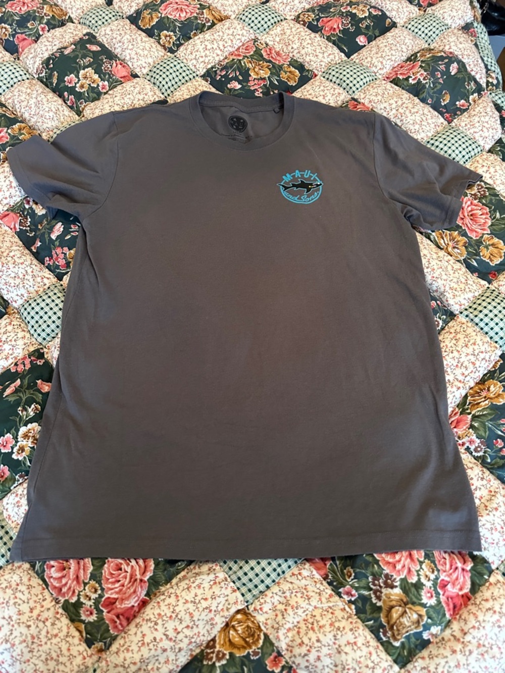 F—UNISEX Maui and Sons Charcoal Short-Sleeve Tee with Teal Logo